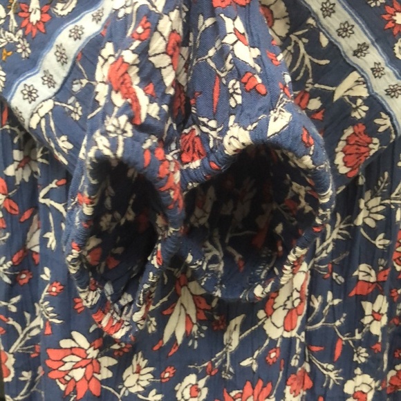 Old Navy Boho Tassel-Tie Floral Swing Dress - Picture 5 of 9